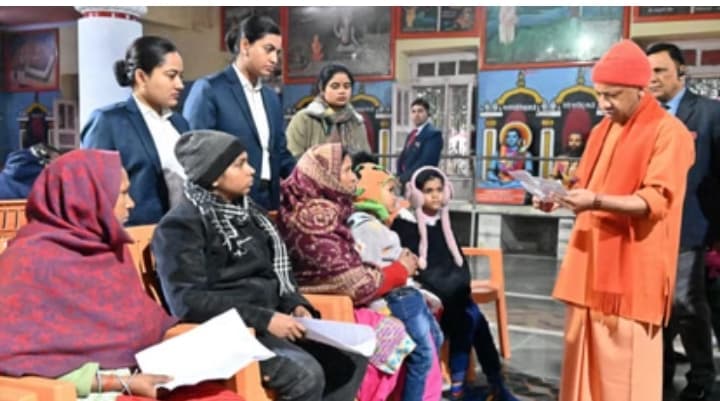 सीएम योगी ने कहा, ‘घबराइए मत, हर समस्या का समाधान कराएंगे- सरकार