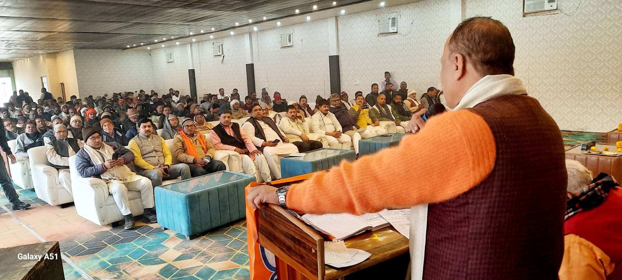 अटल बिहारी वाजपेयी के जन्म शताब्दी वर्ष पर खजनी में भाजपा की