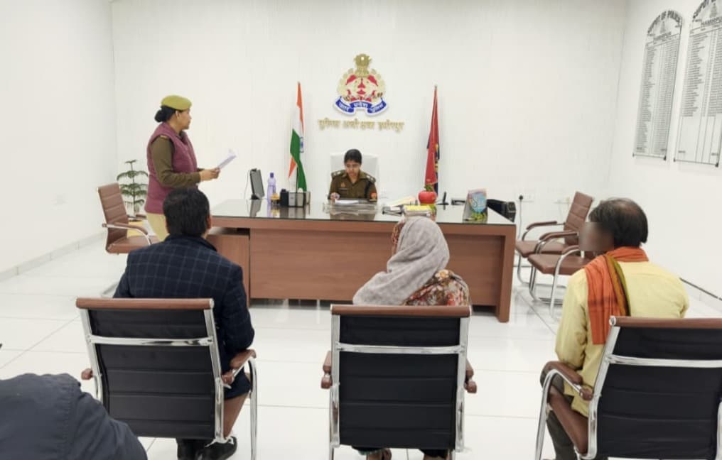 एसपी ने जनसुनवाई कर फरियादियों की समस्याएं सुनीं