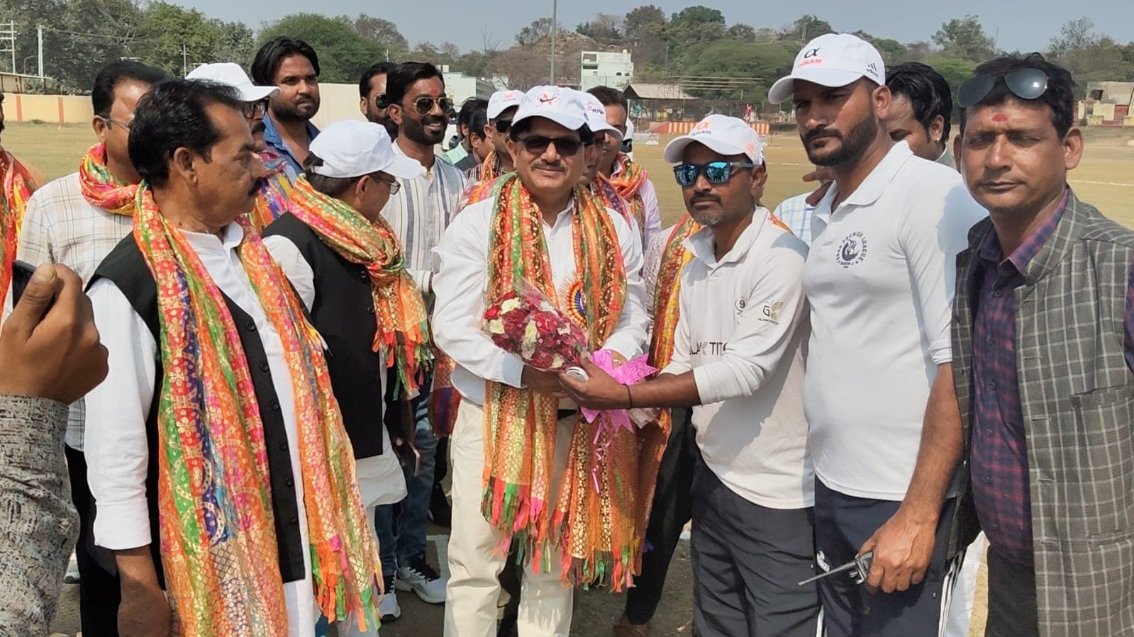 23वां सोनांचल कप राज्य स्तरीय क्रिकेट प्रतियोगिता का भव्य शुभारंभ