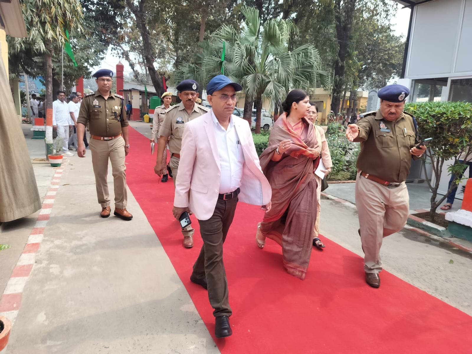 राज्य महिला आयोग की उपाध्यक्ष ने किया जिला कारागार गोरखपुर का औचक