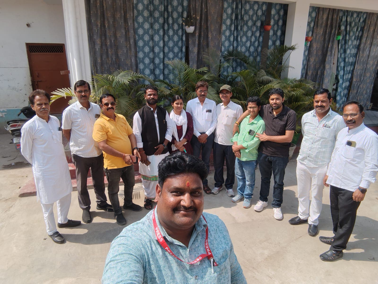 पूर्वांचल पत्रकार एसोसिएशन तहसील इकाई खजनी की मासिक बैठक संपन्न बेलघाट। बांसगांव