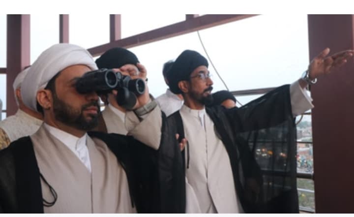 लखनऊ में दिखा चांद, ईद कल, मौलाना खालिद रशीद बोले- सड़कों पर