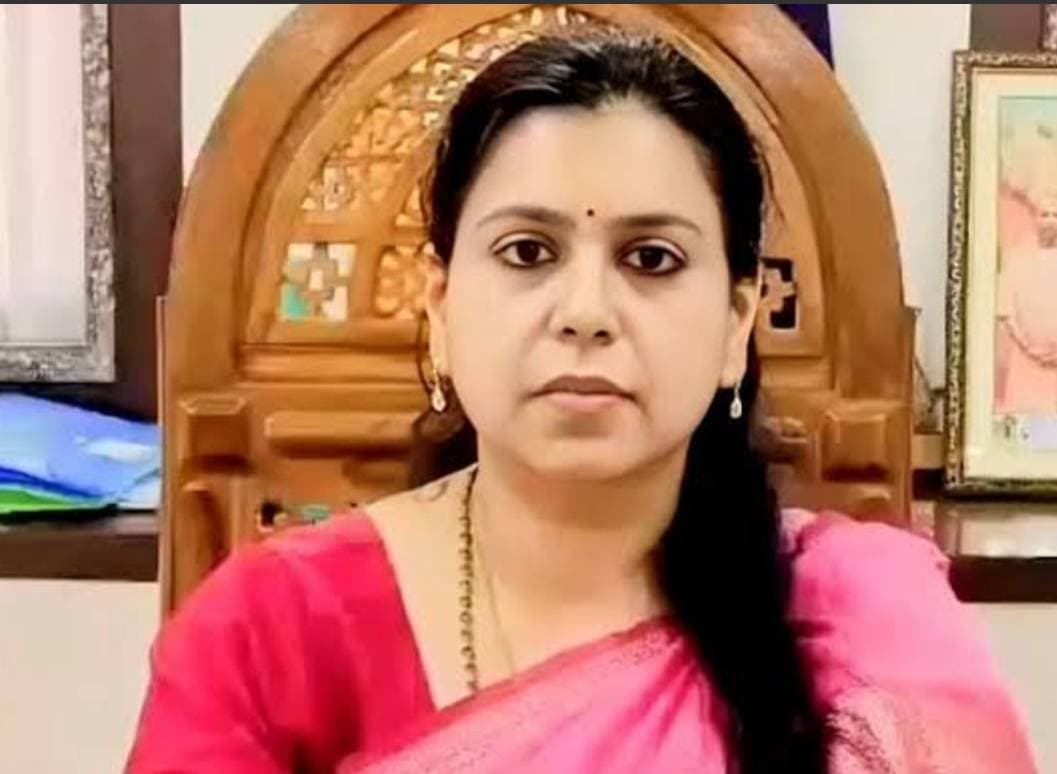 जिले में ईंधन की कोई कमी नहीं आपूर्ति व्यवस्था पूरी तरह सामान्य : जिलाधिकारी