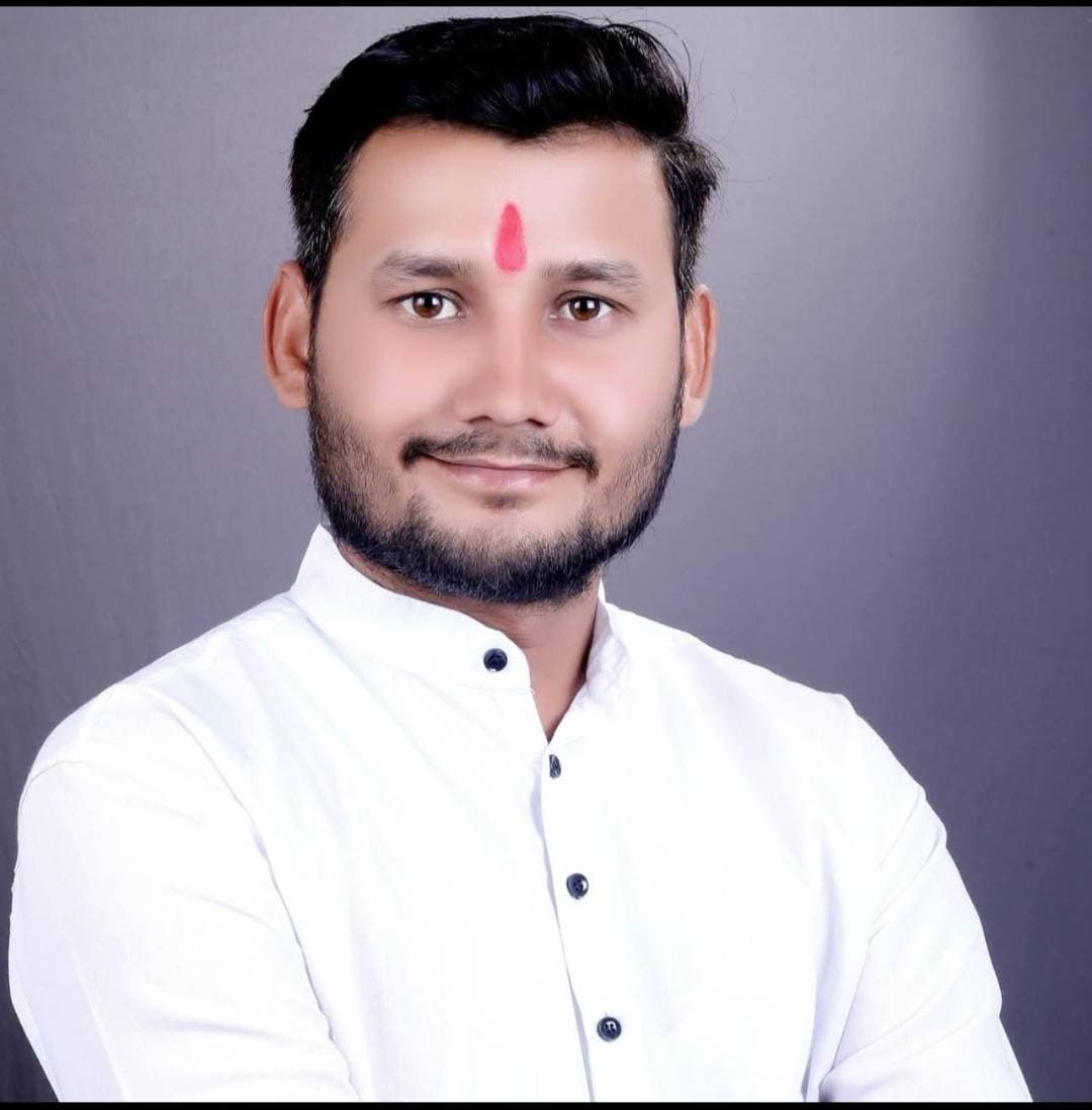 बडोखर की धरती से उठा जननायक! बडोखर का हीरा’ परमोद तिवारी  ने ठोकी चुनावी हुंकार—कोरांव की सियासत में