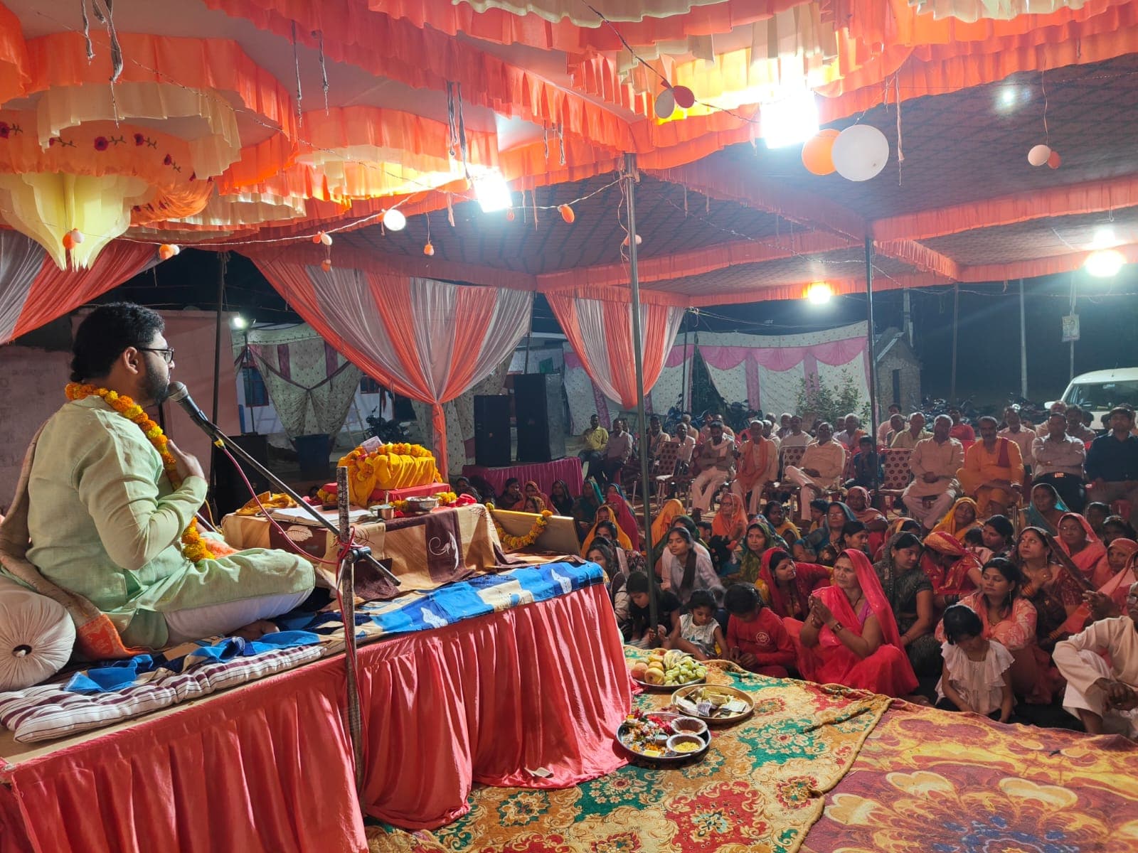 श्रीमदभागवत कथा में भगवान श्रीकृष्ण की बाल लीलाओं का किया वर्णन*