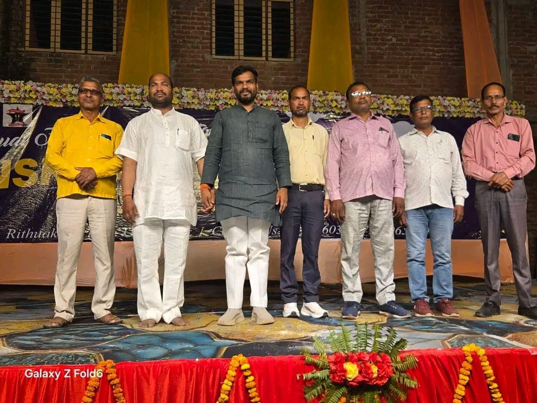 मंच पर चमकी प्रतिभा, तालियों से गूंज उठा रिठुआखोर — “संस्कार उत्सव 2026” बना यादगार