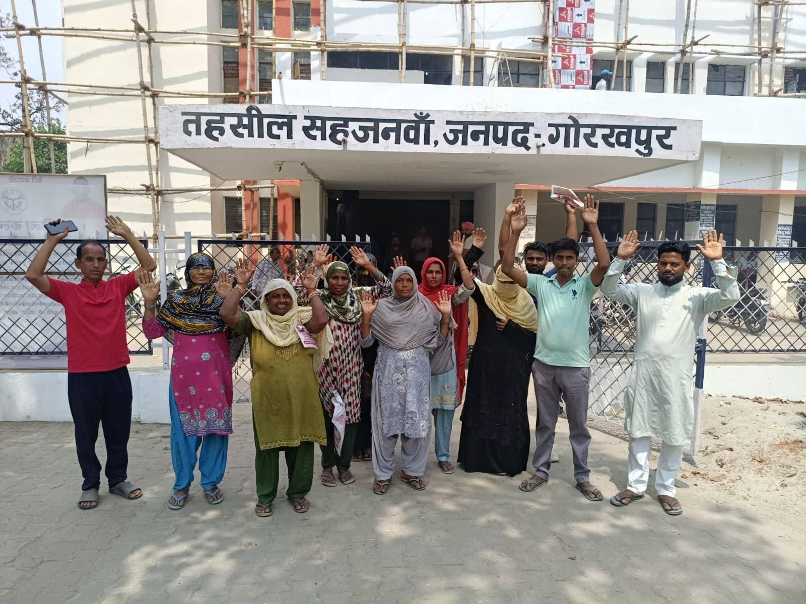 स्मार्ट मीटर के नाम पर 500 रुपये वसूली का आरोप, ग्रामीणों ने