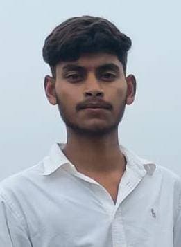 *राज चौहान हाईस्कूल में 91% अंक पाकर किया नाम रोशन..