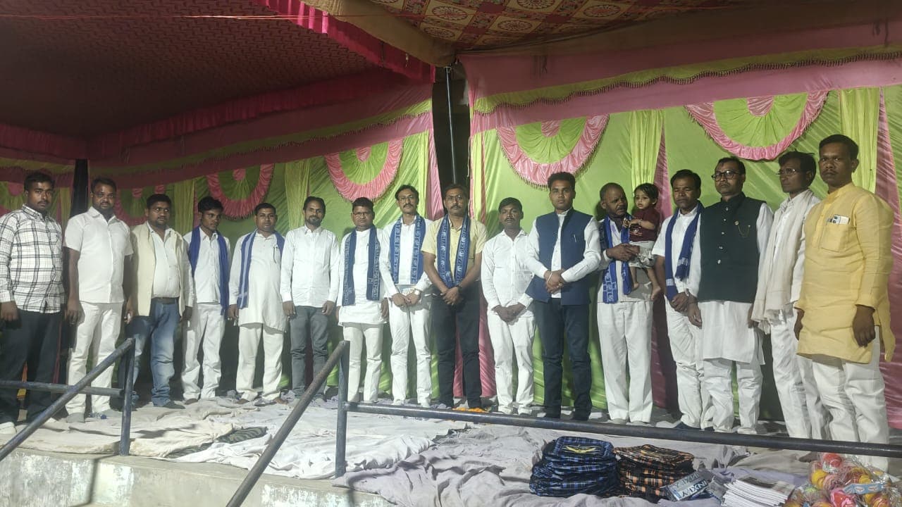 जुगैल में बाबा साहब की 135वीं जयंती धूमधाम से मनाई गई ।