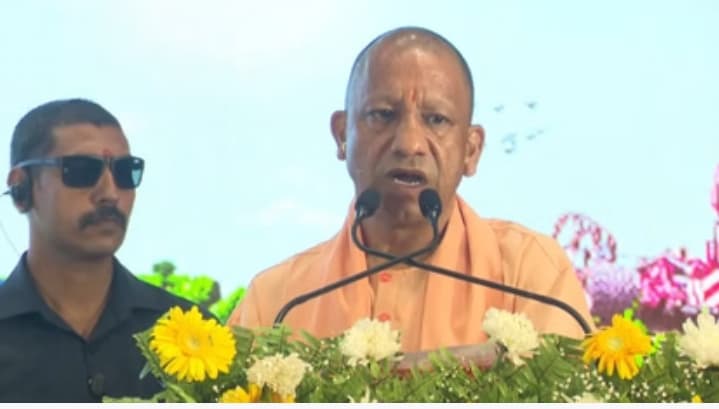 यूपी: सिपाही पासिंग आउट परेड में बोले सीएम योगी, प्रदेश में खत्म