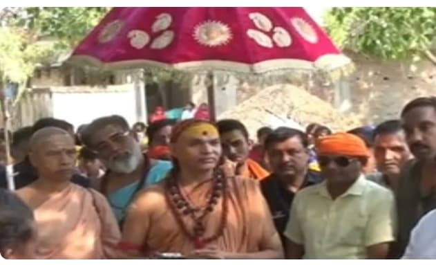 आज गोरखपुर से शुरू हो रही गोविष्टि यात्रा; शंकराचार्य स्वामी अविमुक्तेश्वरानंद ने