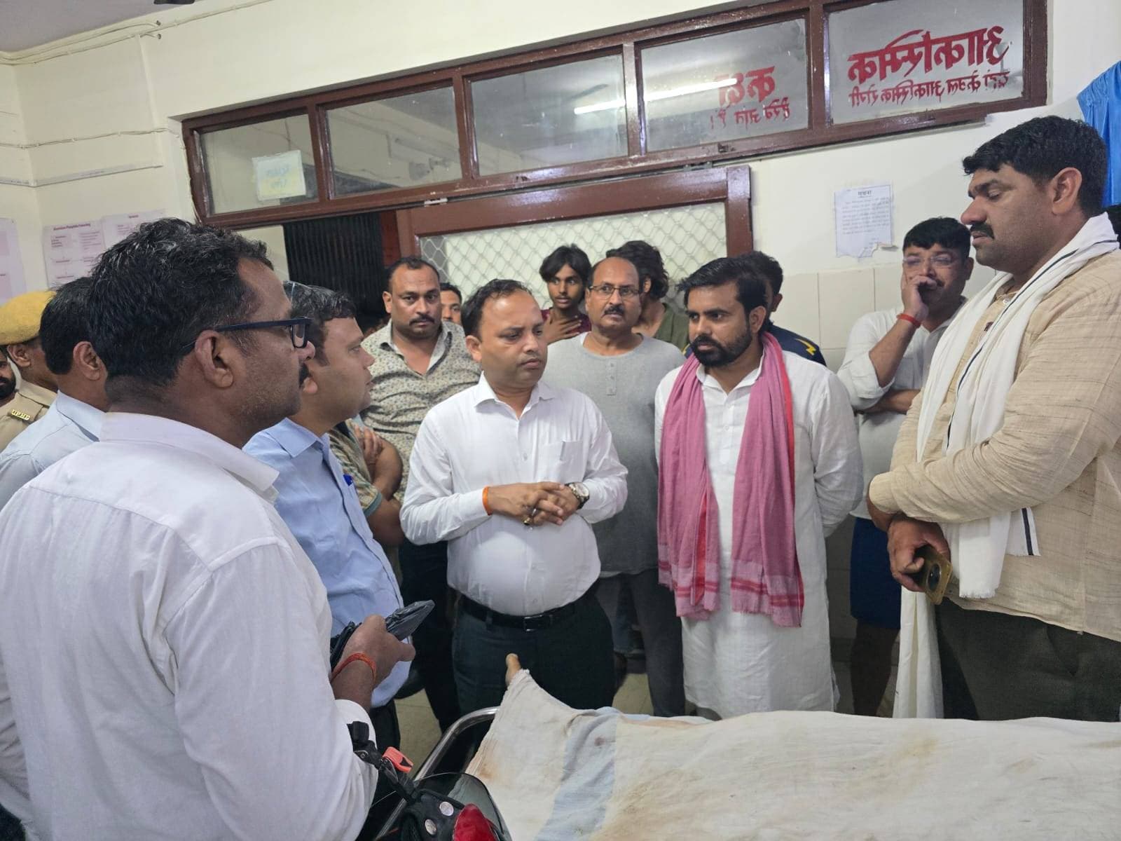 आकाशीय बिजली का कहर: दो युवकों की मौत, गांव में छाया मातम