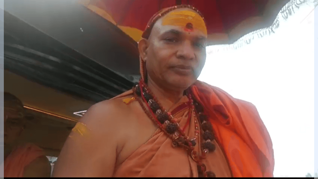 *सिकरीगंज में शंकराचार्य स्वामी अवीमुक्तेश्वरानंद सरस्वती का भव्य स्वागत, गौ रक्षा के
