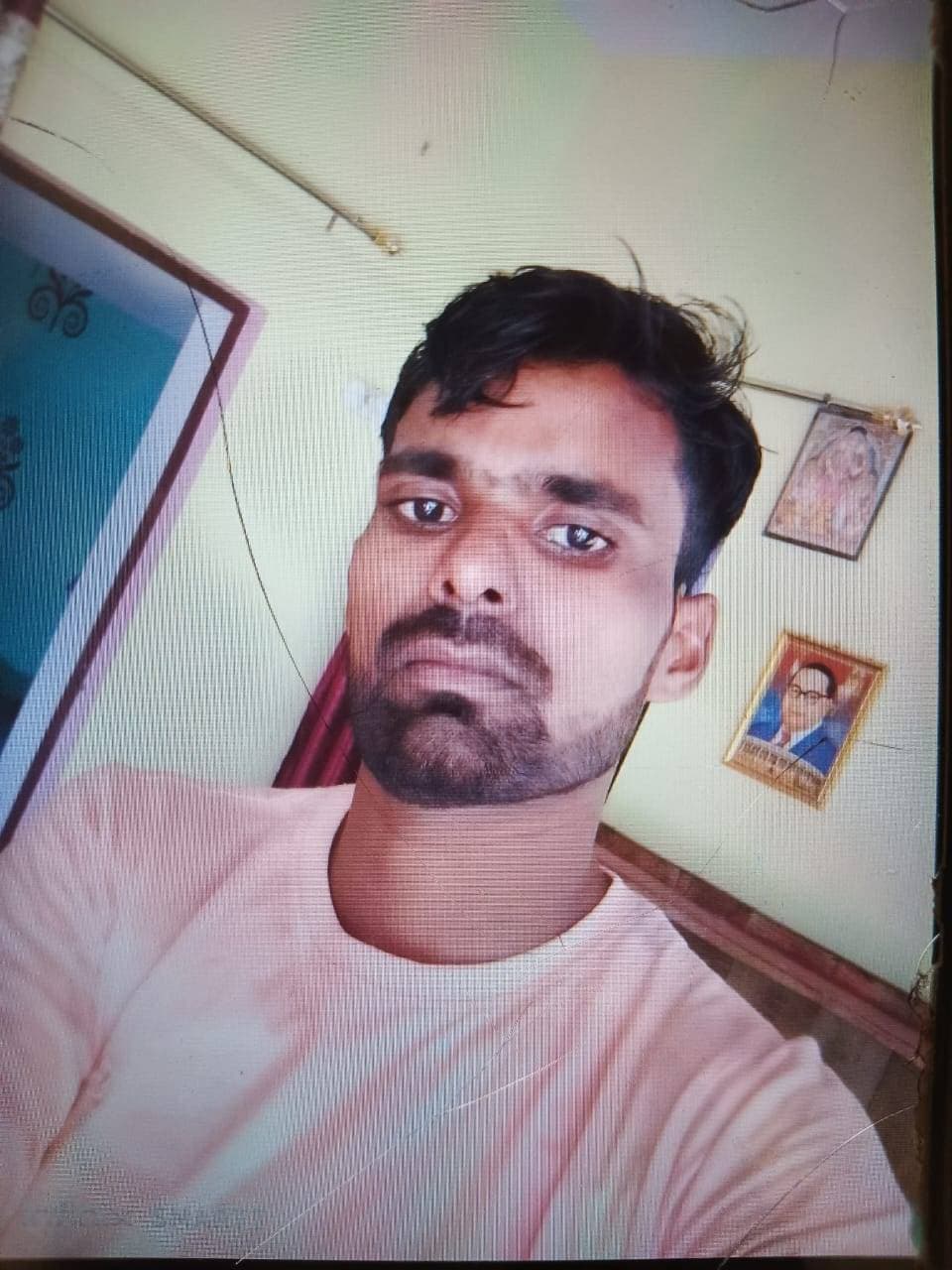 *खड़े डंपर से टकराई बाइक, बारात से लौट रहे युवक की हुई