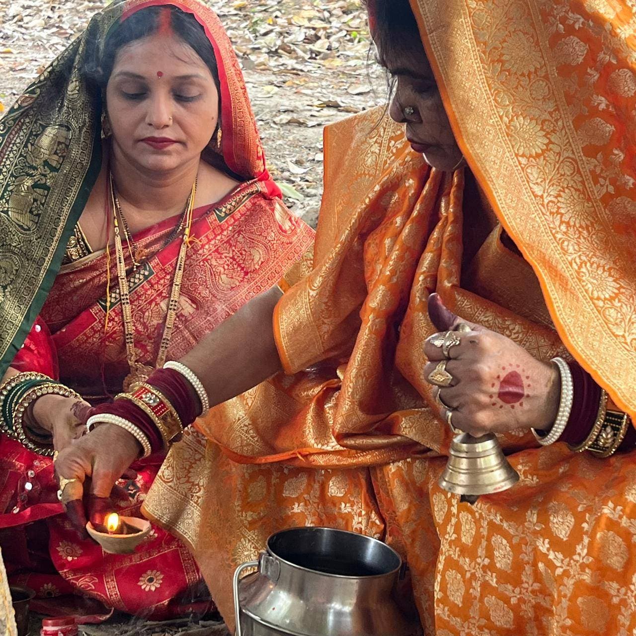 अखंड सौभाग्य की कामना संग श्रद्धा से मनाया गया वट सावित्री व्रत
