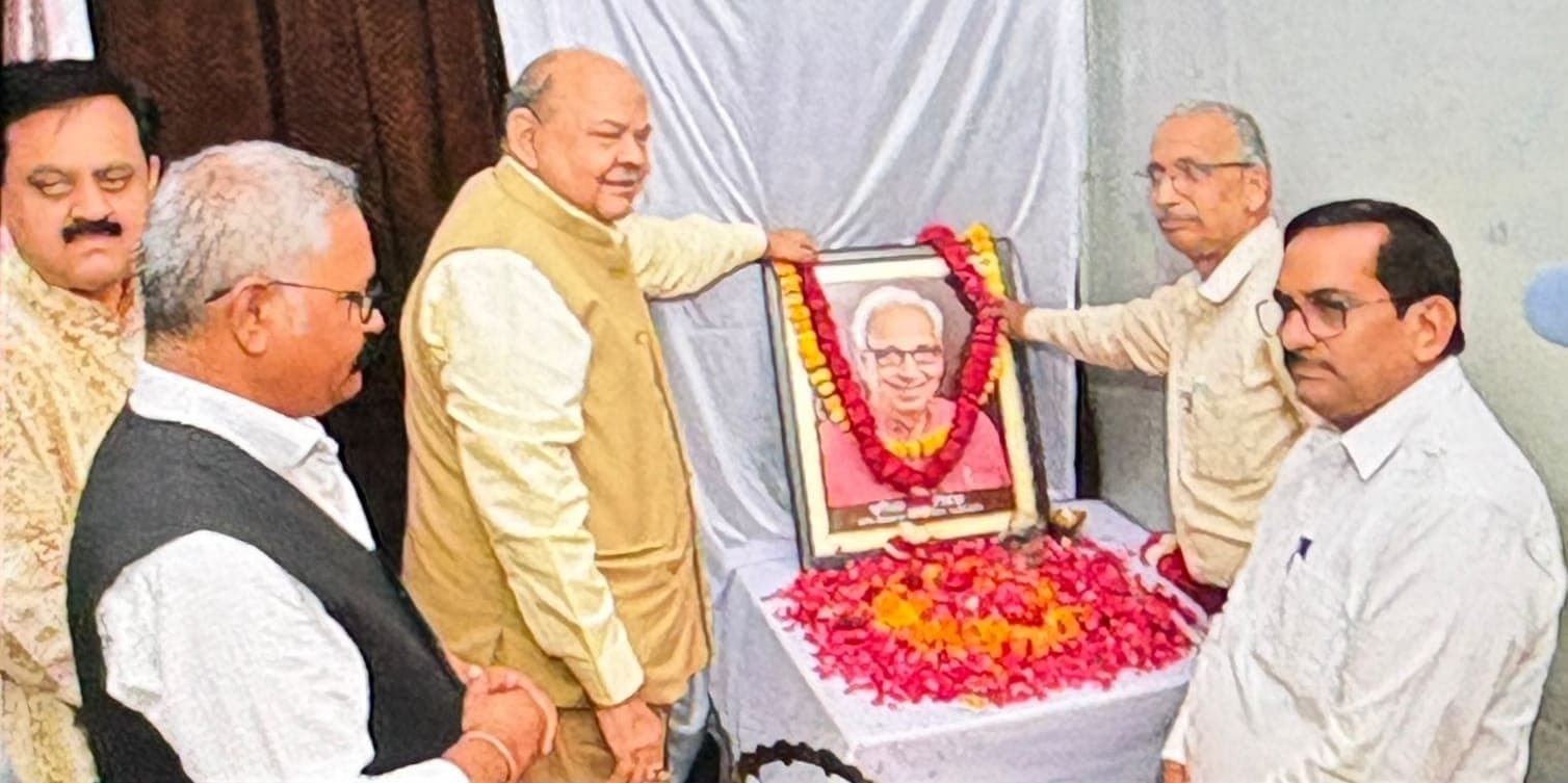 निष्पक्ष पत्रकारिता के प्रेरणास्रोत थे शीतला सिंह : न्यायमूर्ति डी.पी. सिंह तीसरी