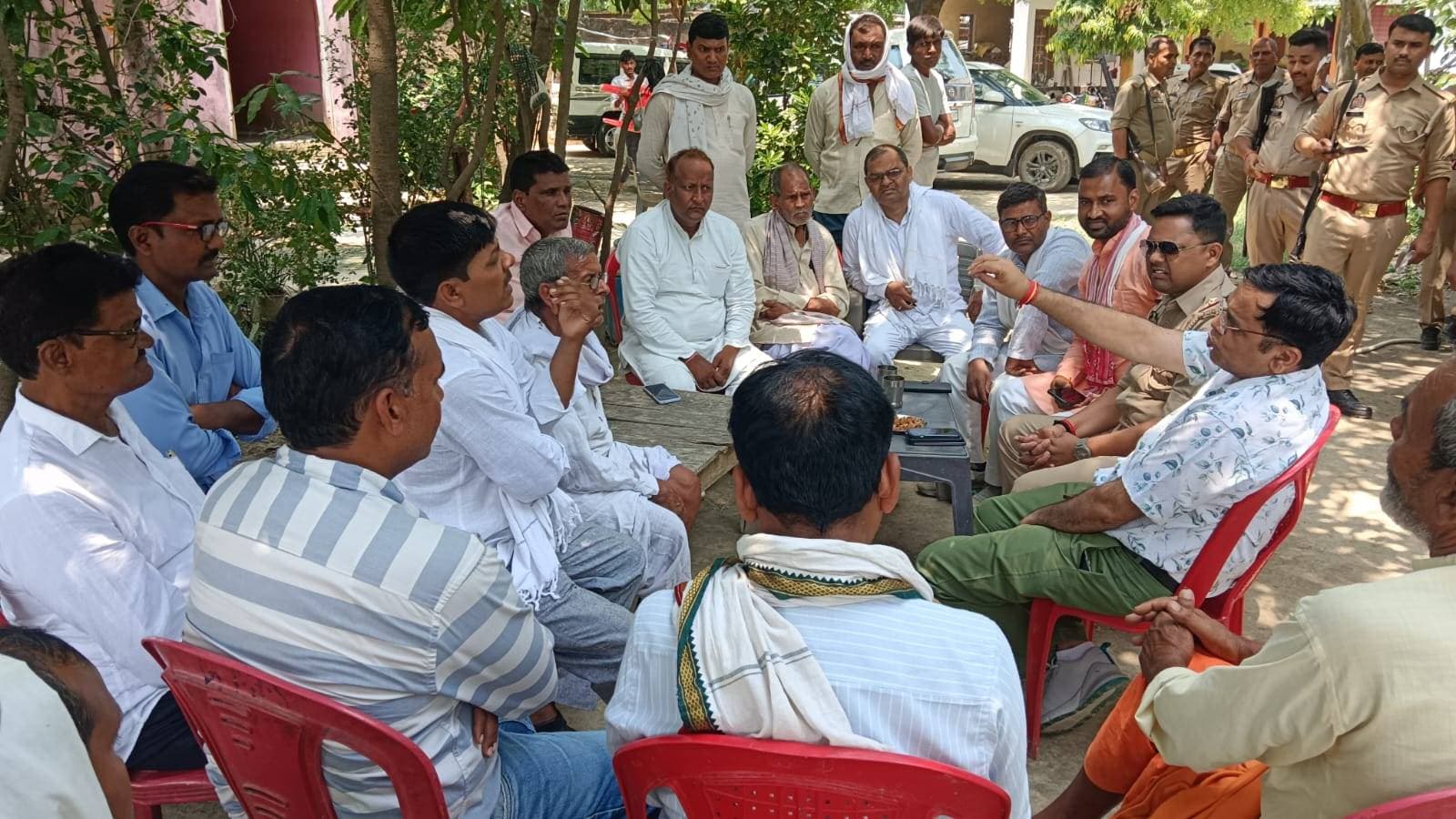 महमूदपुर में दस वर्षों पुराना डीह स्थल व ट्रांसफार्मर विवाद सुलझा, दोनों