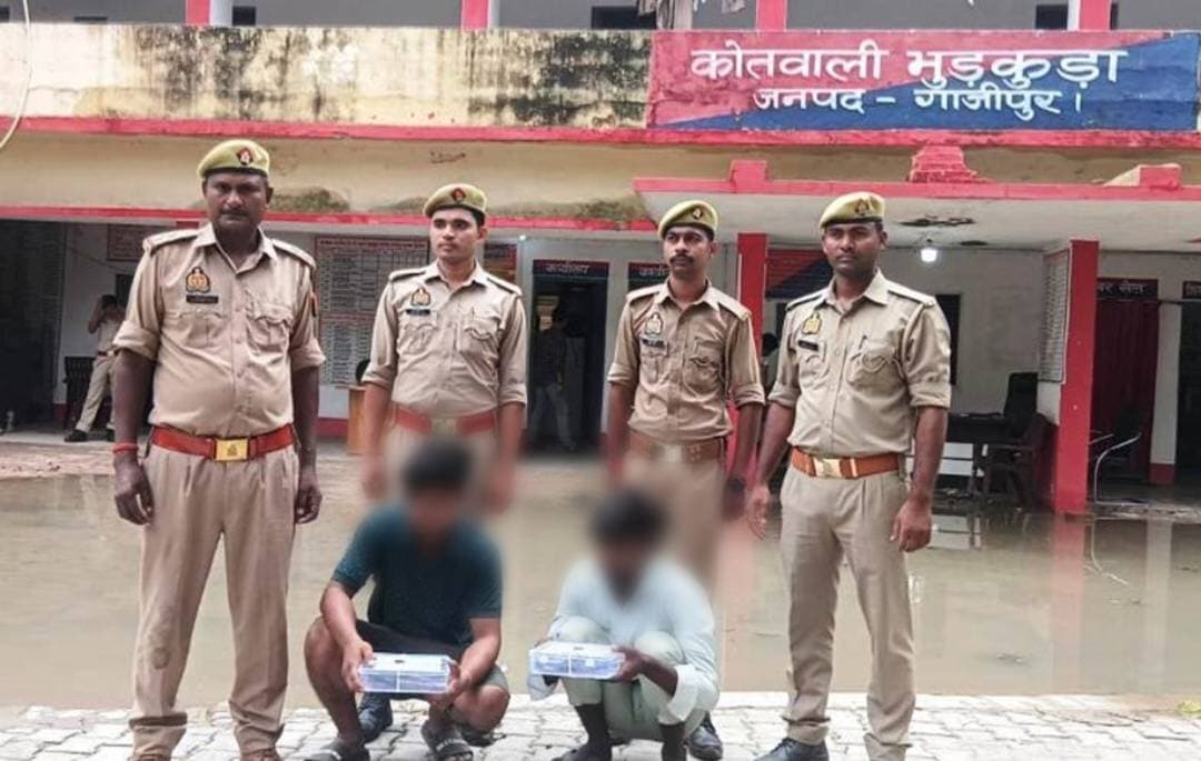 भुड़कुड़ा पुलिस ने दो युवकों को अवैध तमंचा व कारतूस के साथ