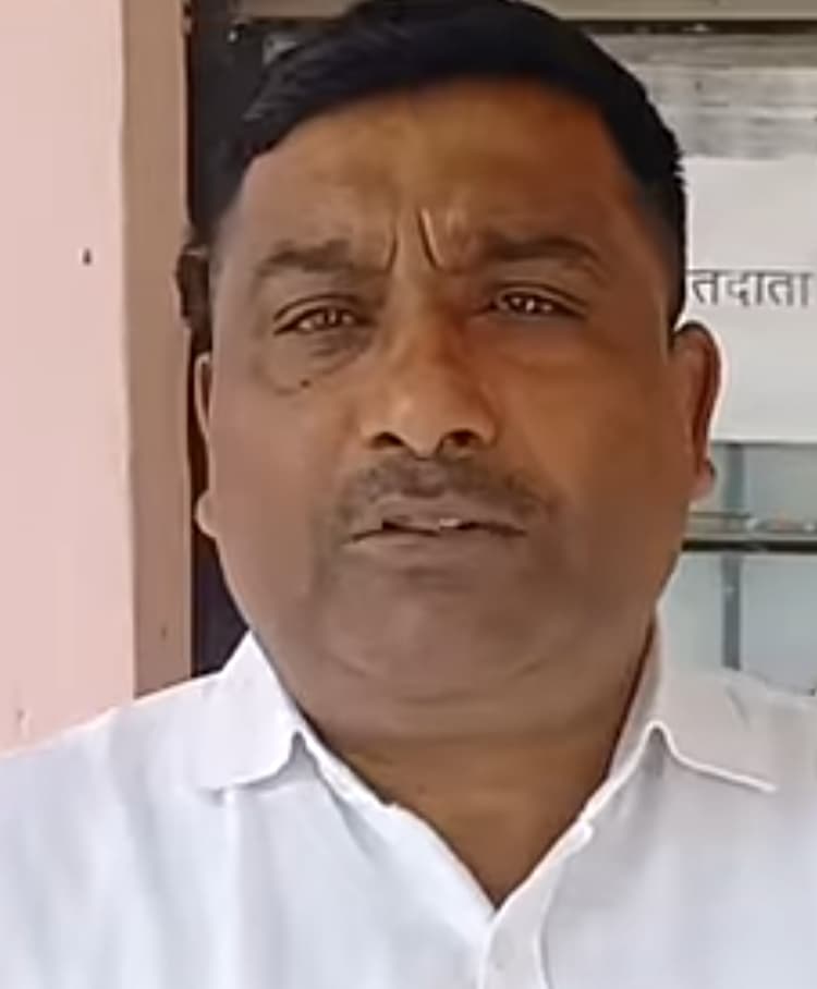बांसगांव में 24 घंटे की नो-एंट्री से व्यापार प्रभावित, प्रशासन तत्काल करे समाधान : पूर्व जिला पंचायत सदस्य जितेंद्र सिंह