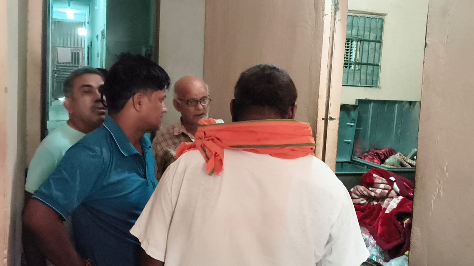 डाला में चोरी की बड़ी वारदात,  क्षेत्र में दहशत का माहौल
