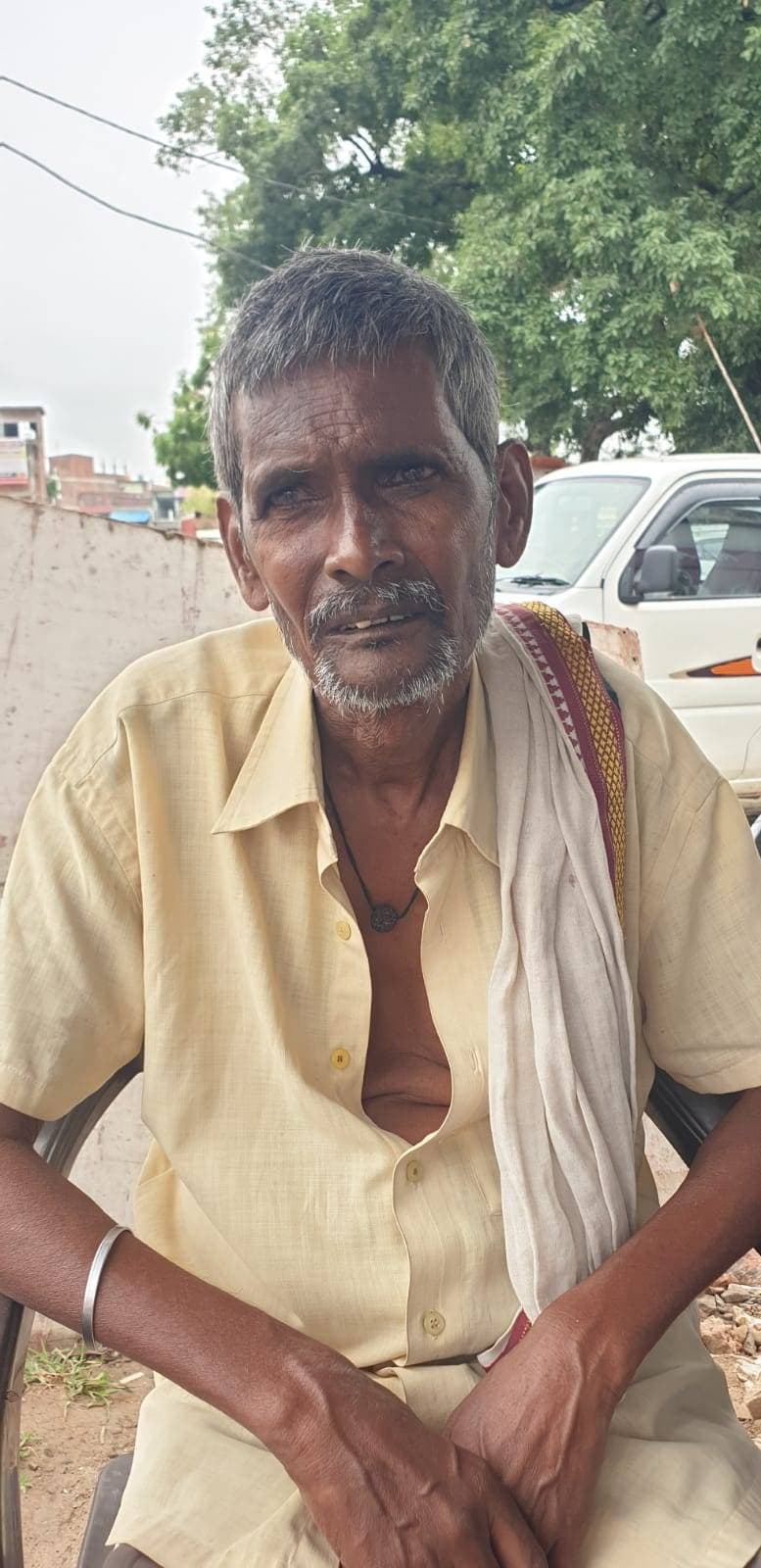 सिकरीगंज में वृद्ध पिता ने बेटे पर प्रताड़ना का लगाया आरोप, थाने