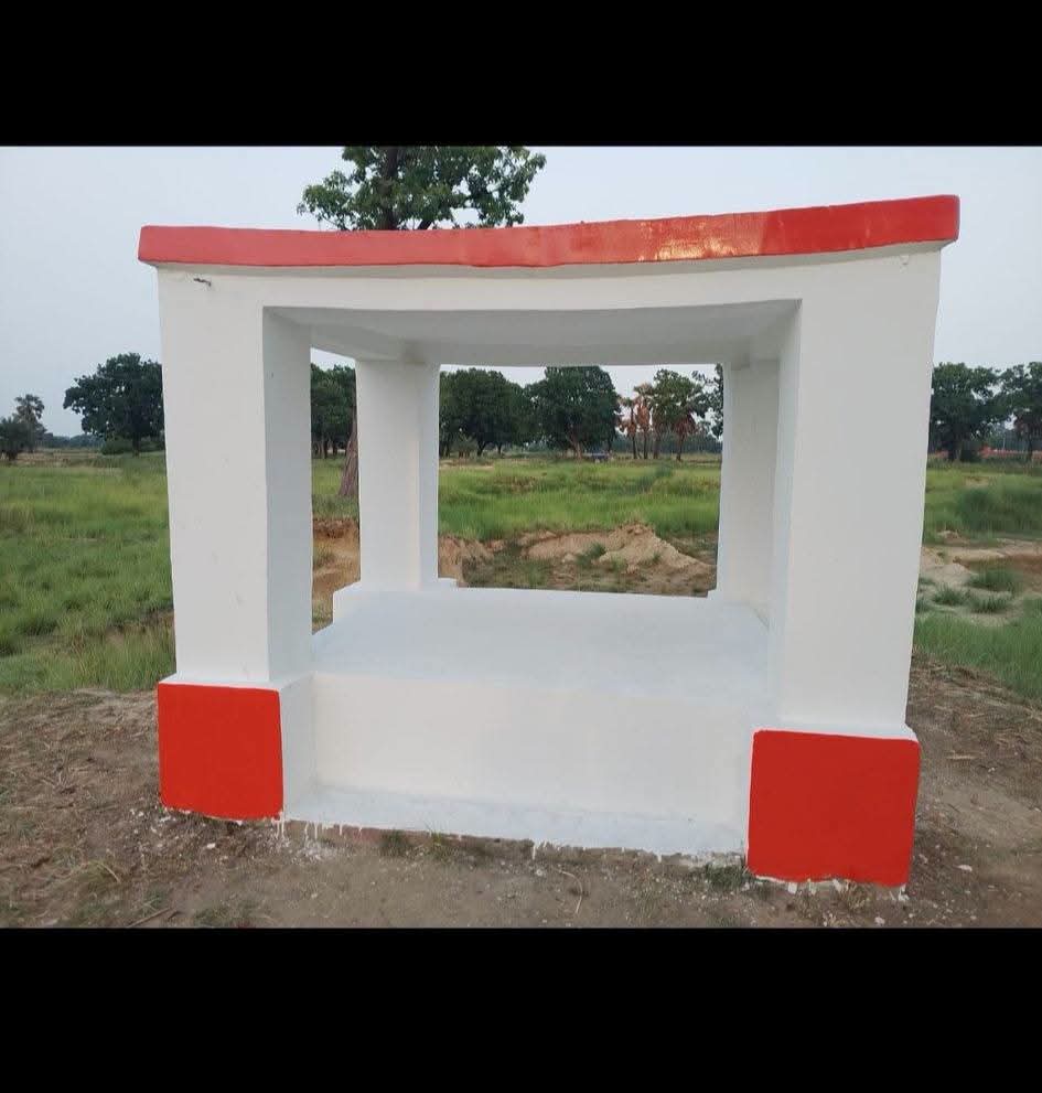 व्यक्तिगत खर्च से कराया जोगिया वीर बाबा स्थल का सुंदरीकरण एवं छत
