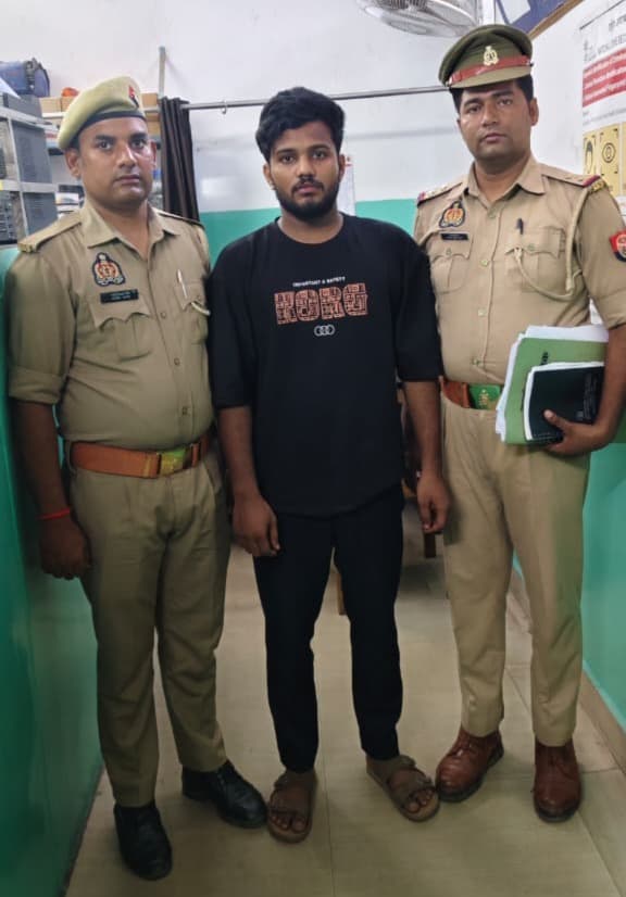 शादी का झांसा देकर दुष्कर्म एवं धमकी देने के प्रकरण में वांछित अभियुक्त गिरफ्तार