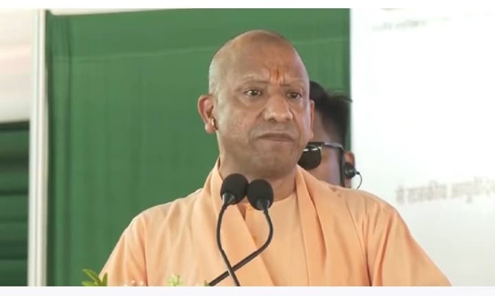 मुख्यमंत्री योगी रविवार को गोरखपुर में लगाएंगे ‘एक पेड़ मां के नाम’