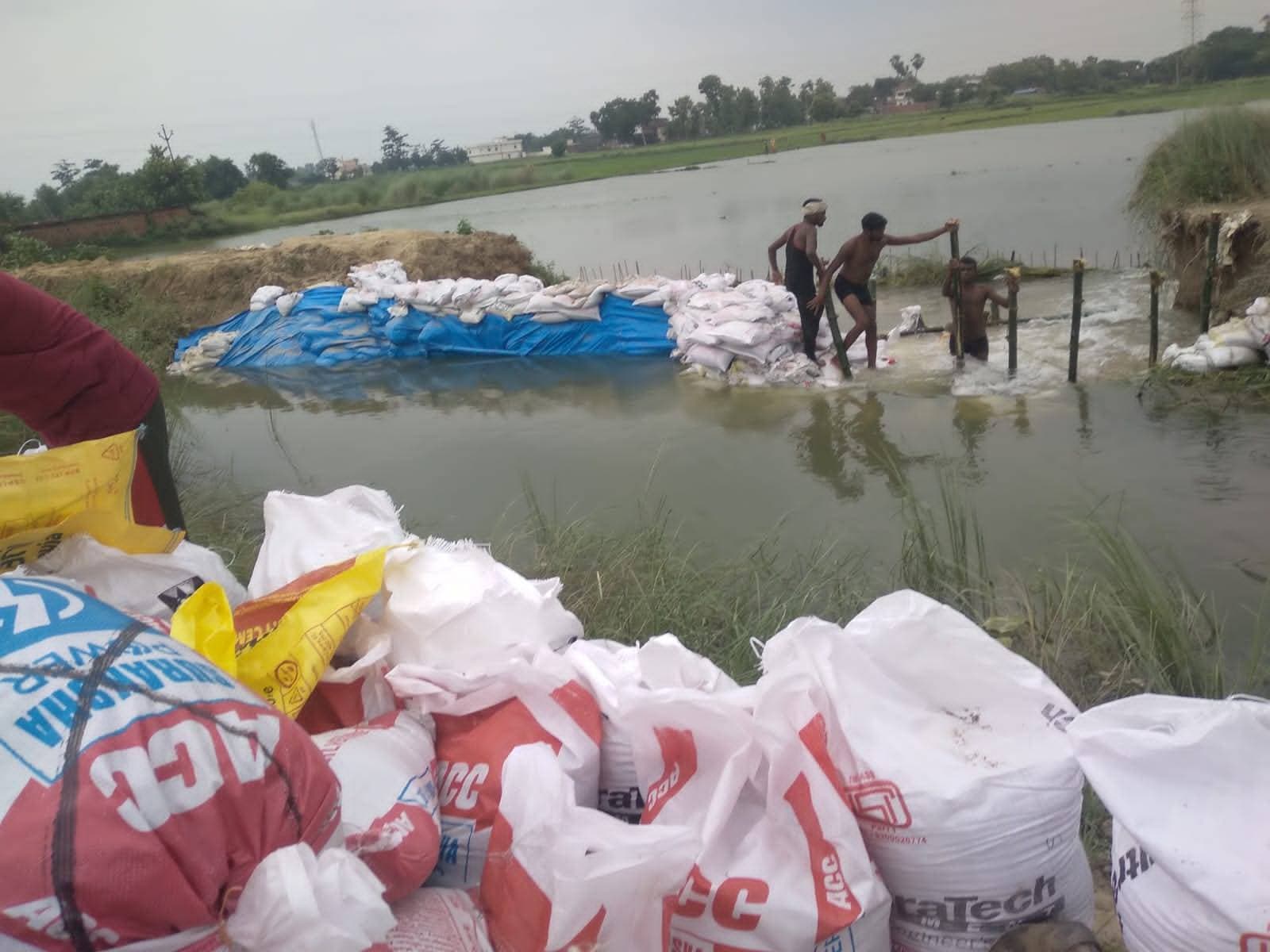 बार बार नहर टूटने से किसान चिंतित गगहा गोरखपुर बांसगांव संदेश।गगहा विकास