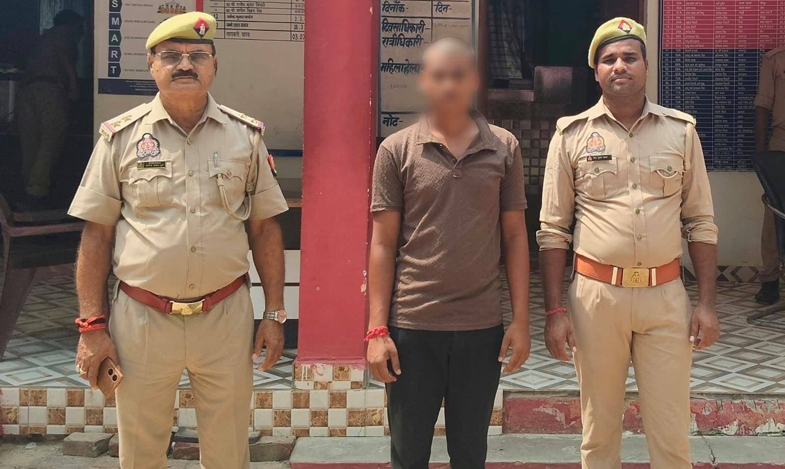 पॉक्सो एक्ट में वांछित 20 वर्षीय अभियुक्त गिरफ्तार मखदूमपुर चट्टी से सादात