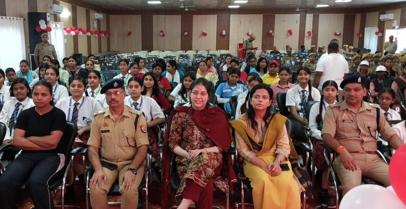 मिशन शक्ति 6.0: गाजीपुर में साहसी महिलाओं, महिला खिलाड़ियों और मेधावी छात्राओं